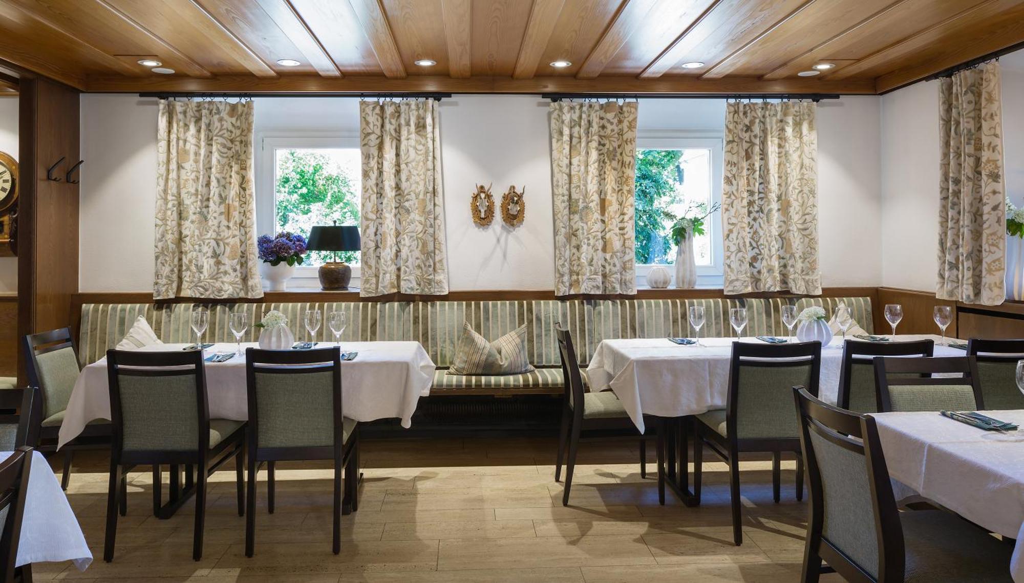 Wirtshaus & Hotel Goldener Greif Edelsfeld Zewnętrze zdjęcie